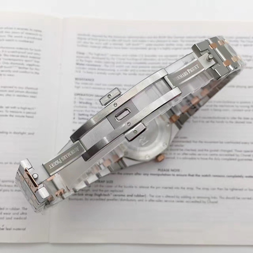 オーデマピゲ時計素材ディテール